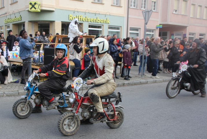 2024-02-10 Faschingsumzug in Pinkafeld